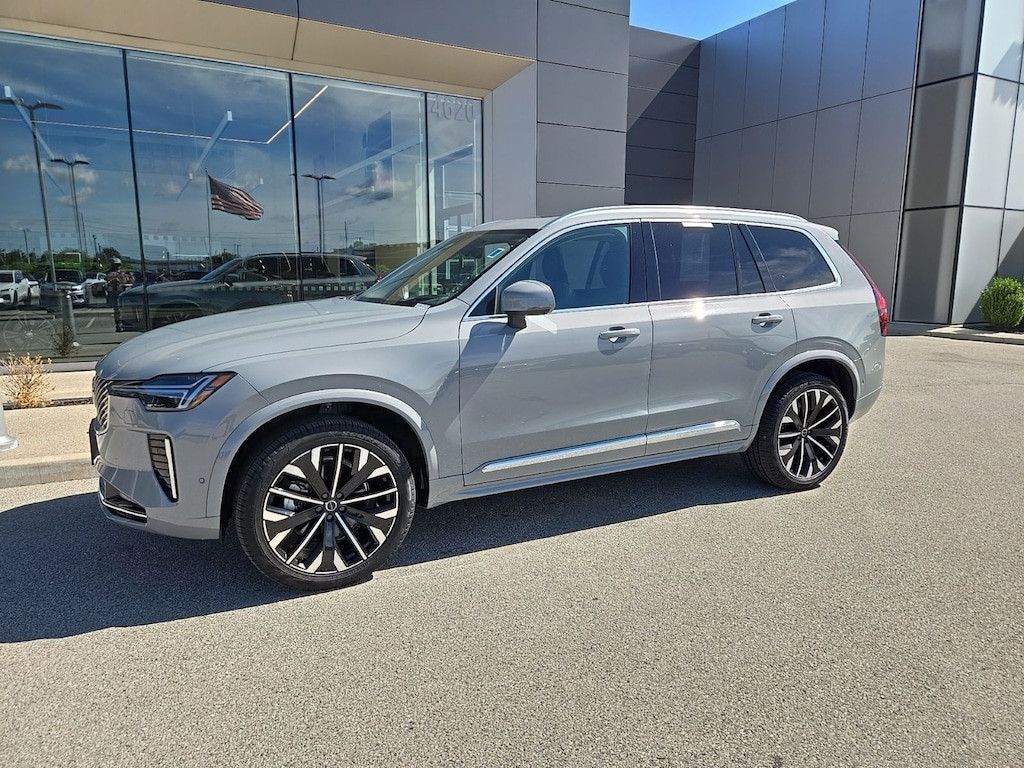 2026 Volvo XC90 Ultra Bright