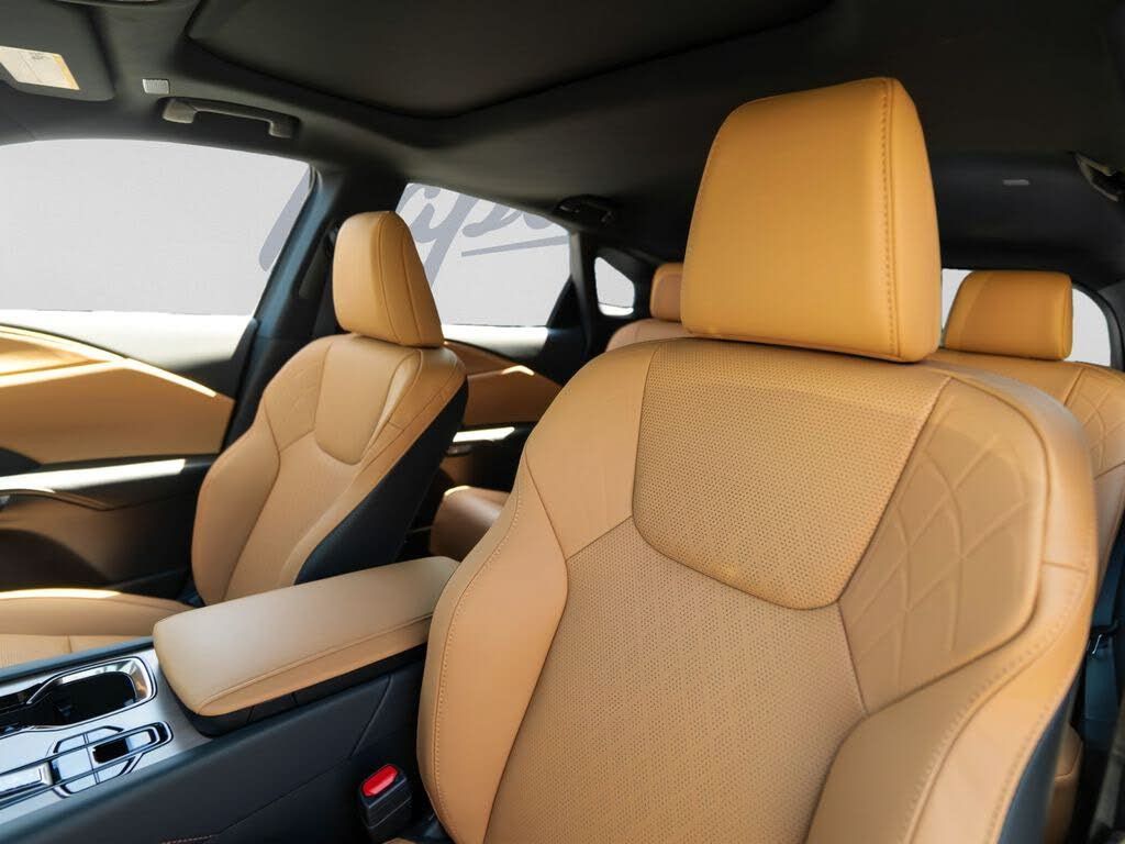 2026 LEXUS RX - photo 6