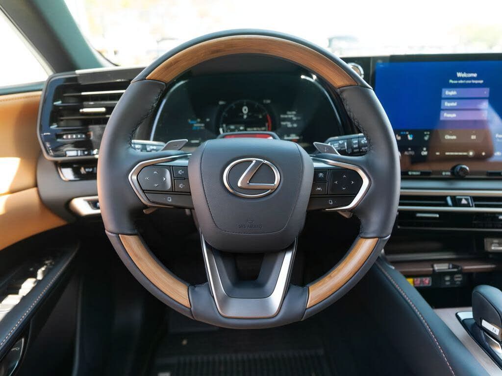 2026 LEXUS RX - photo 16