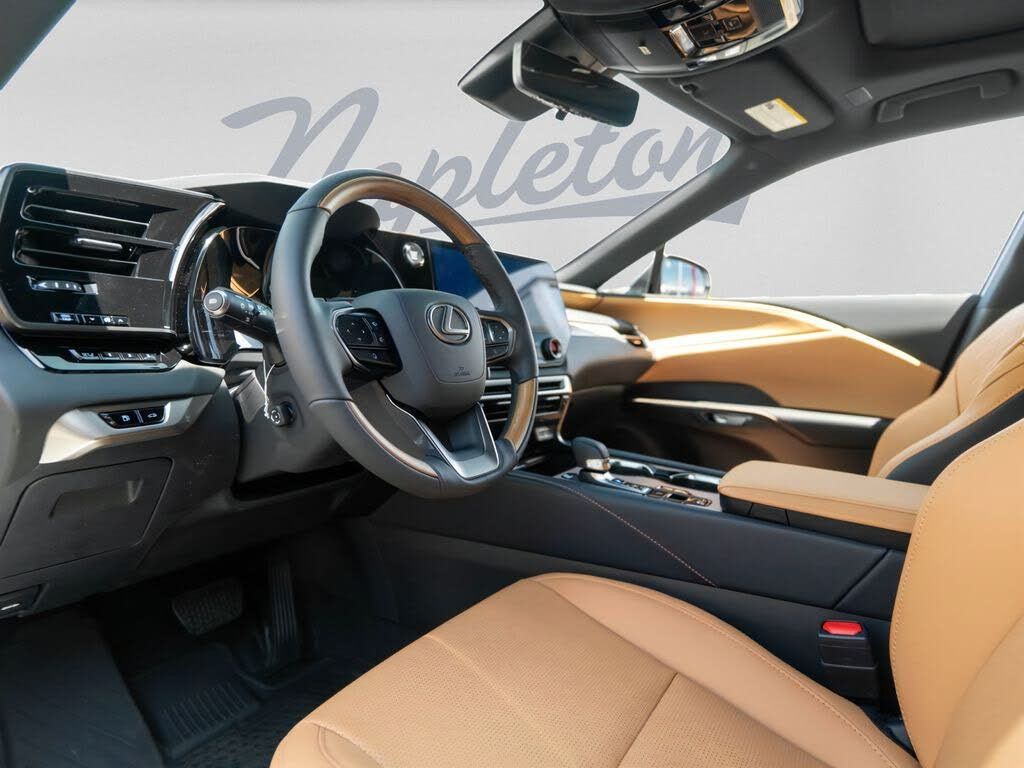2026 LEXUS RX - photo 4
