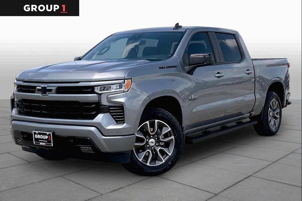 2024 CHEVROLET Silverado - main photo