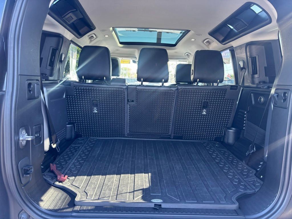 2020 LAND ROVER Defender - photo 12