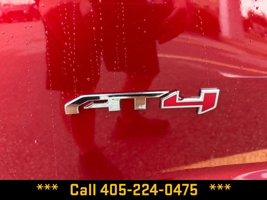 2026 GMC Acadia - photo 13