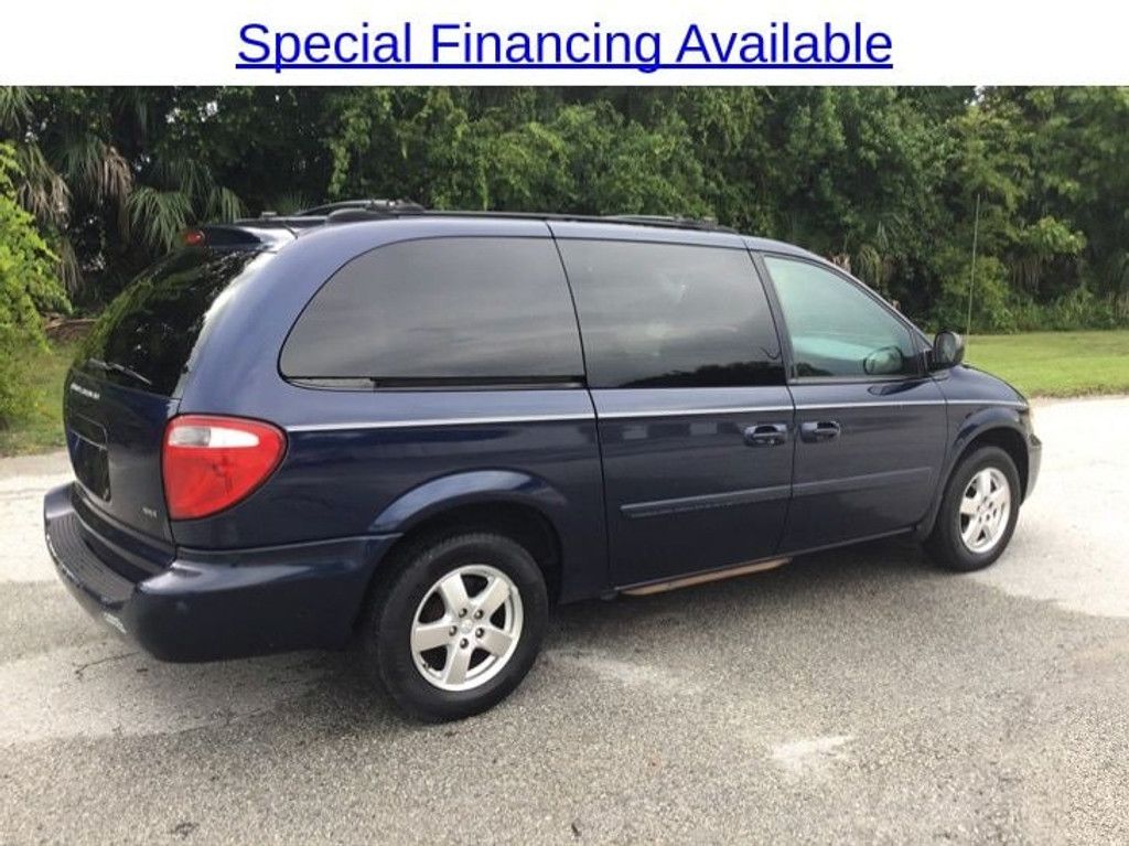 2005 Dodge Caravan grand SXT