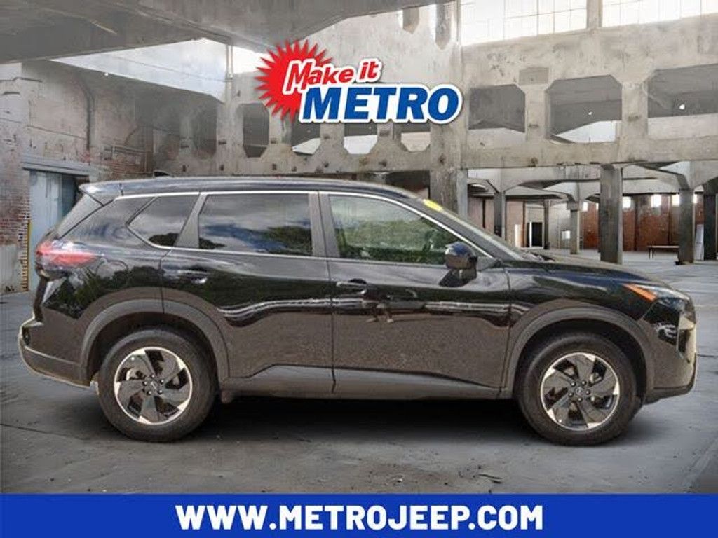 2025 Nissan Rogue SV