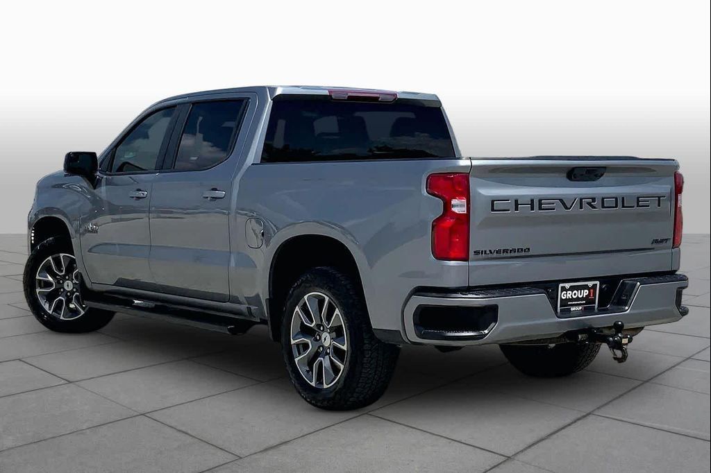 2024 CHEVROLET Silverado - photo 12