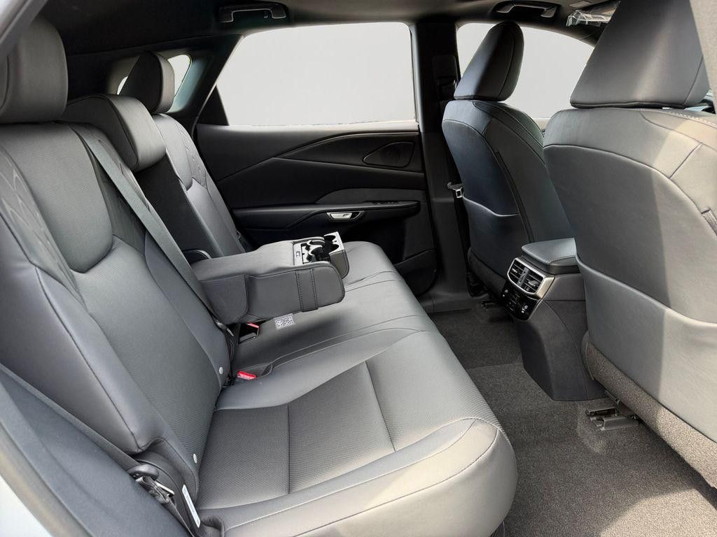 2026 LEXUS RX - photo 6