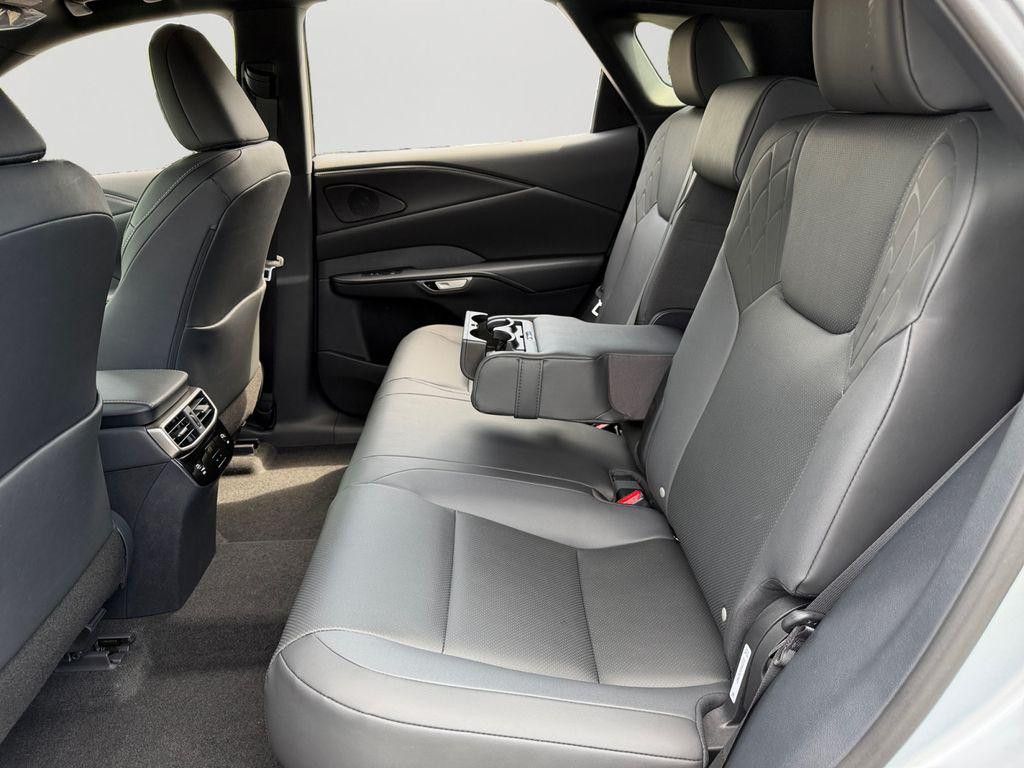 2026 LEXUS RX - photo 8