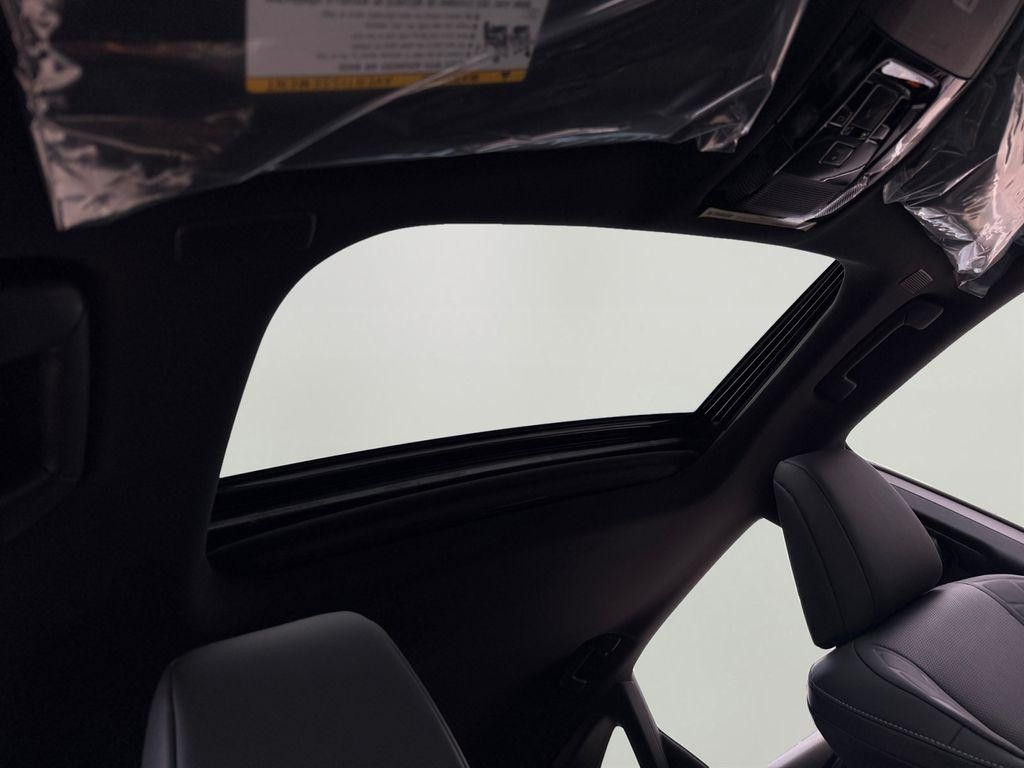 2026 LEXUS RX - photo 4