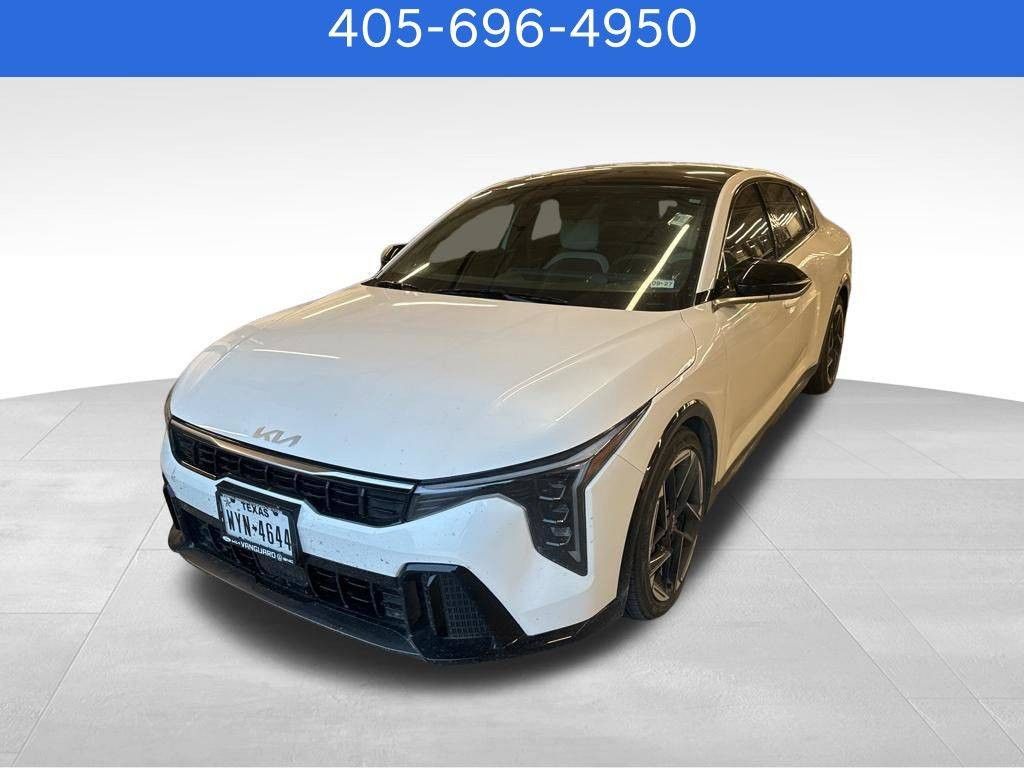 2025 Kia K4 GT Line