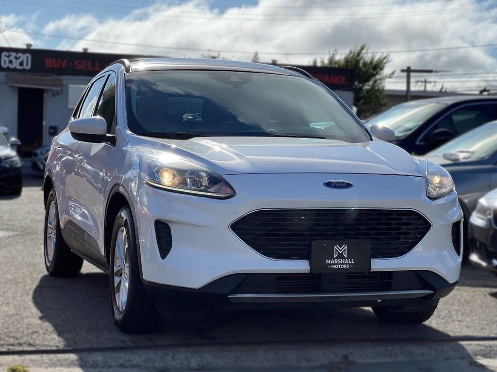 2020 FORD Escape SE for sale at Marshall Motors