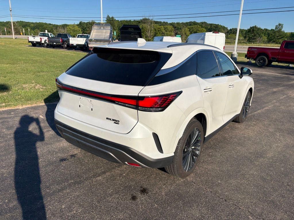 2025 LEXUS RX - photo 10