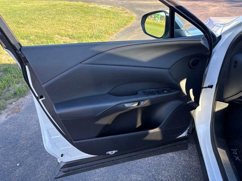2025 LEXUS RX - photo 12