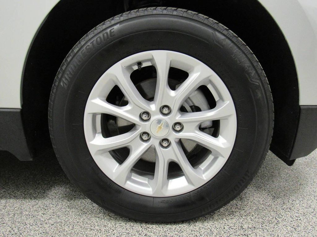 2021 CHEVROLET Equinox - photo 13