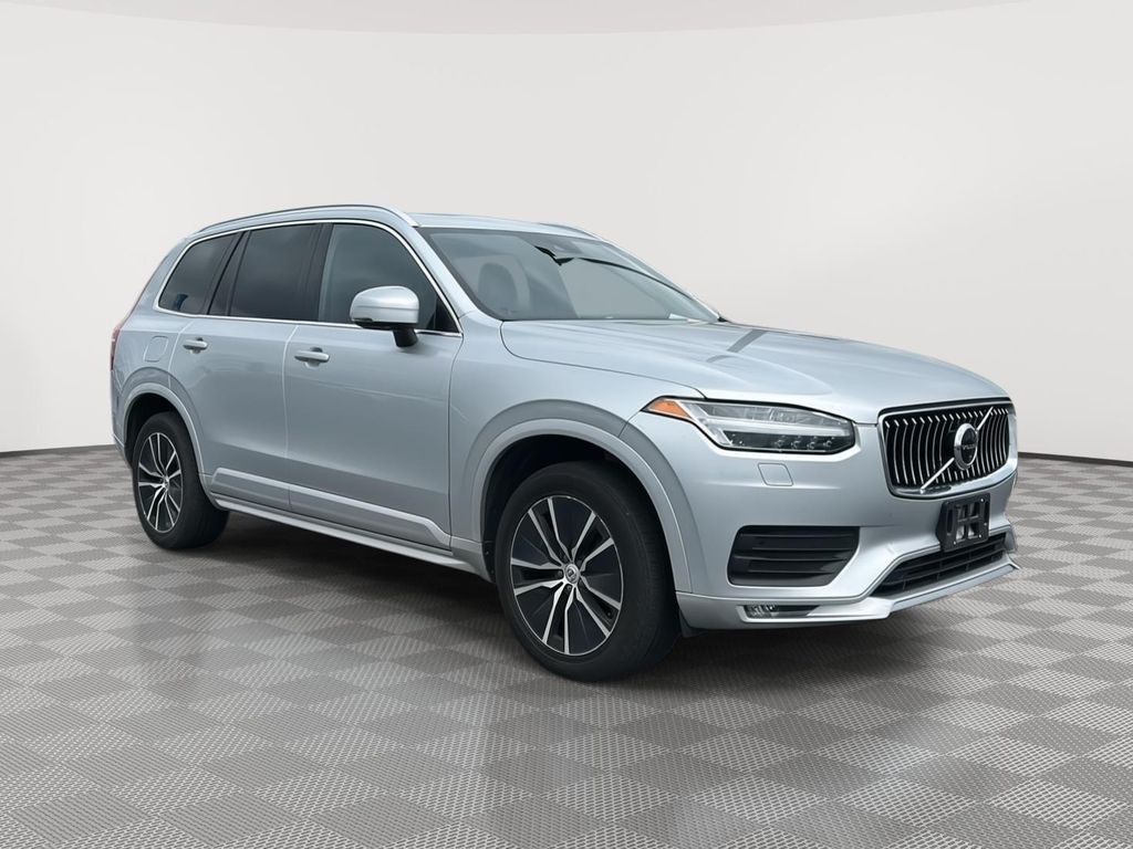 2020 VOLVO XC90 Momentum for sale