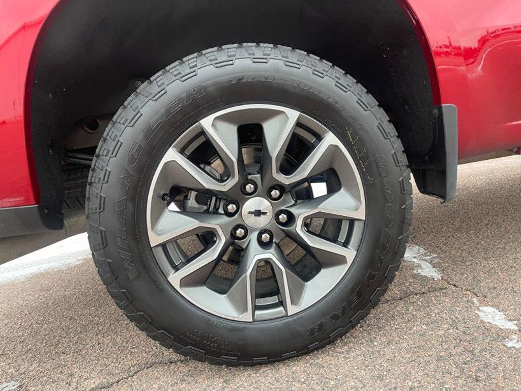 2024 CHEVROLET Silverado - photo 16