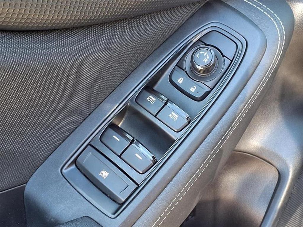 2023 SUBARU Forester - photo 4