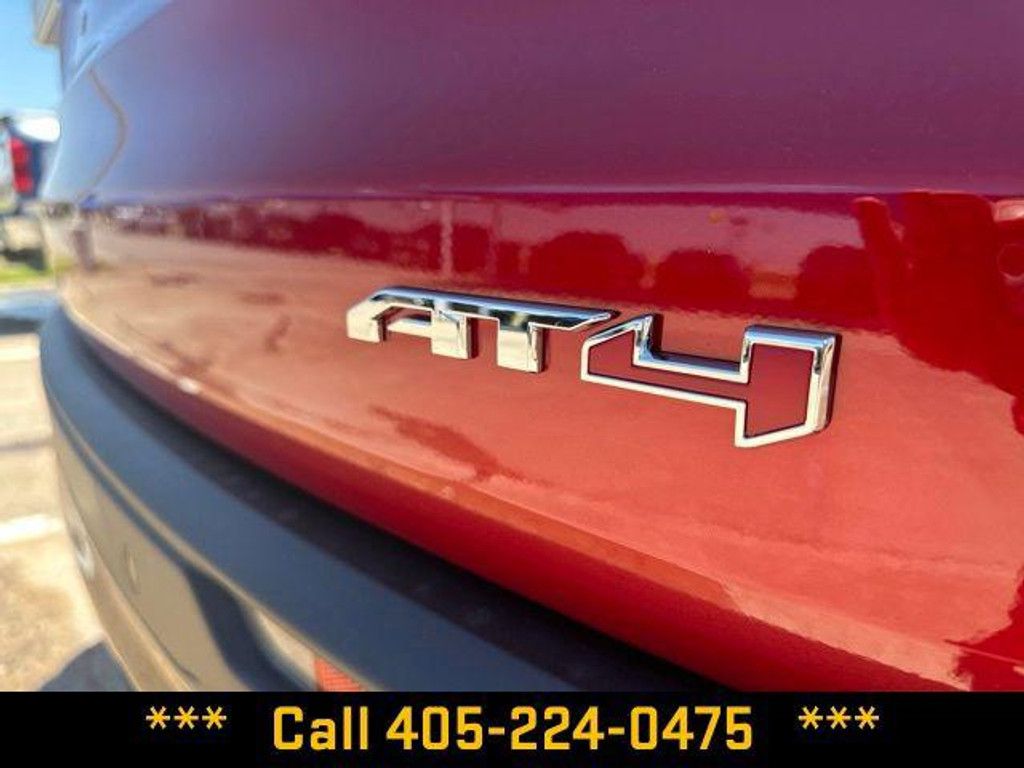 2026 GMC Acadia - photo 7