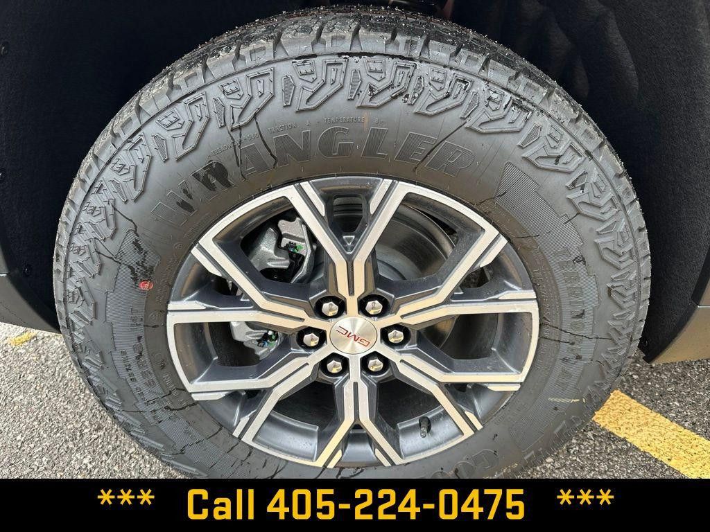 2026 GMC Acadia - photo 12