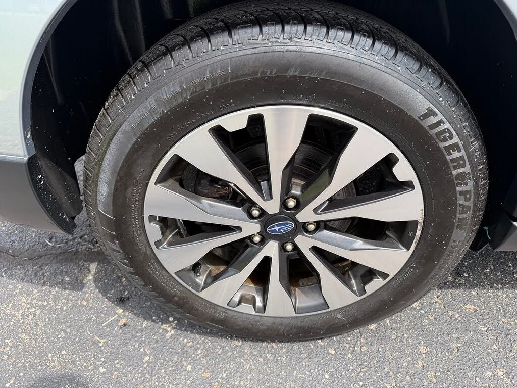 2016 SUBARU Outback - photo 7