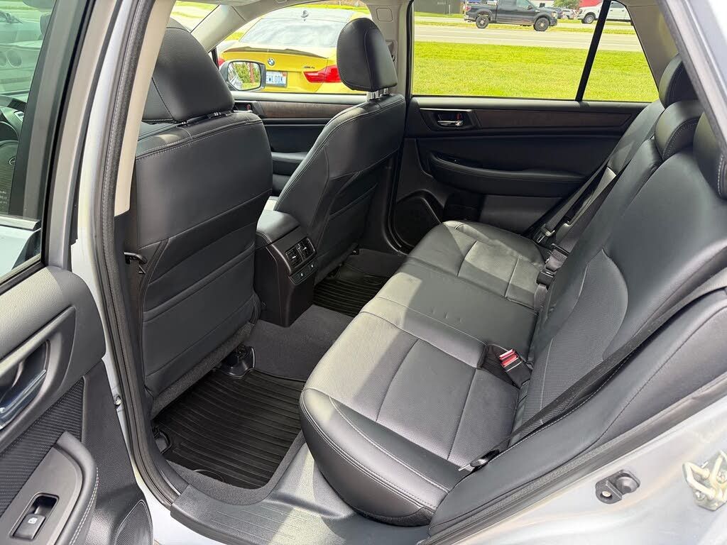 2016 SUBARU Outback - photo 13
