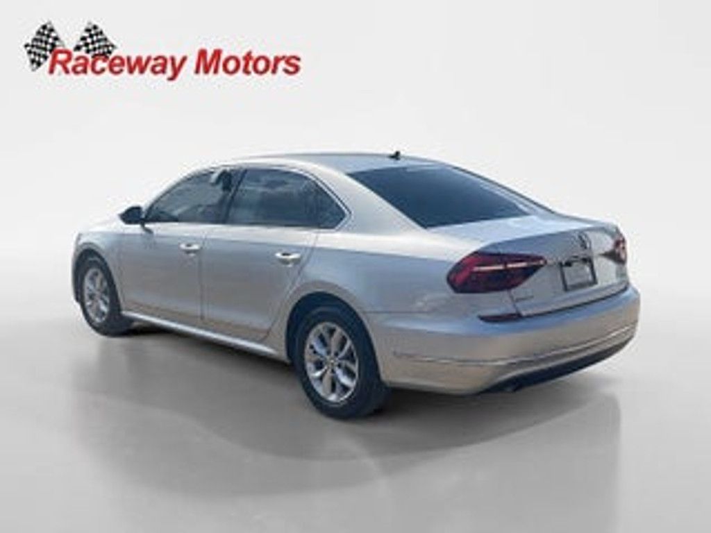 2017 VOLKSWAGEN Passat - photo 3