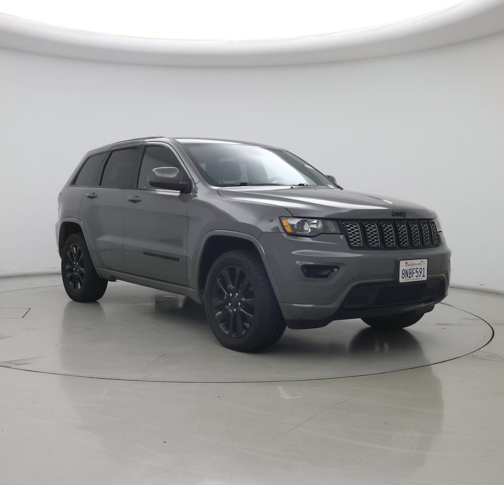 2020 Jeep Grand Cherokee Laredo
