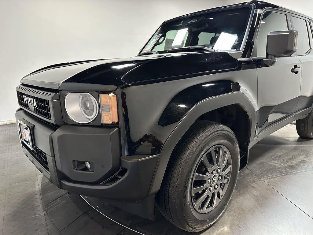2025 TOYOTA Land Cruiser - photo 7
