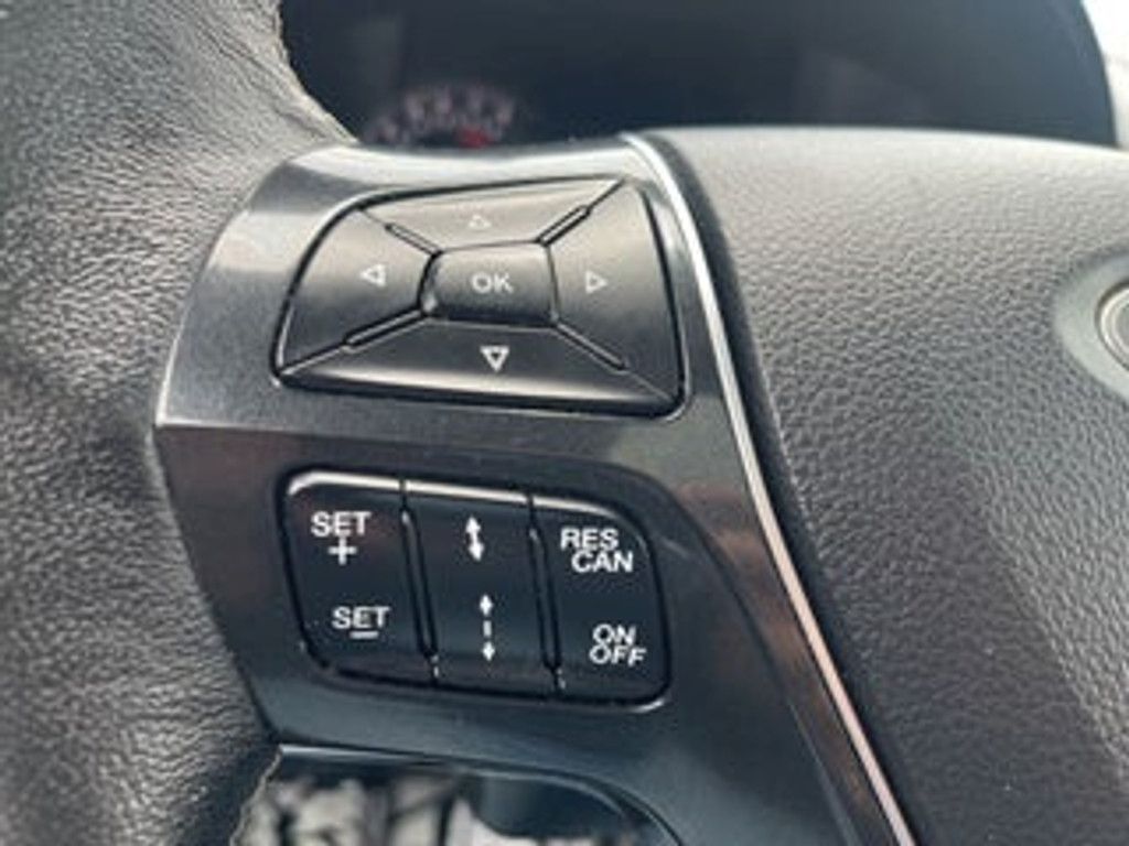 2020 FORD Explorer - photo 8