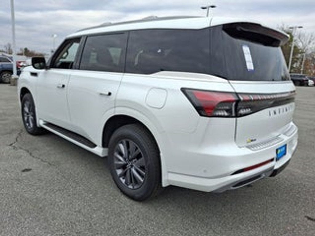 2027 Infiniti Qx80 - photo 3