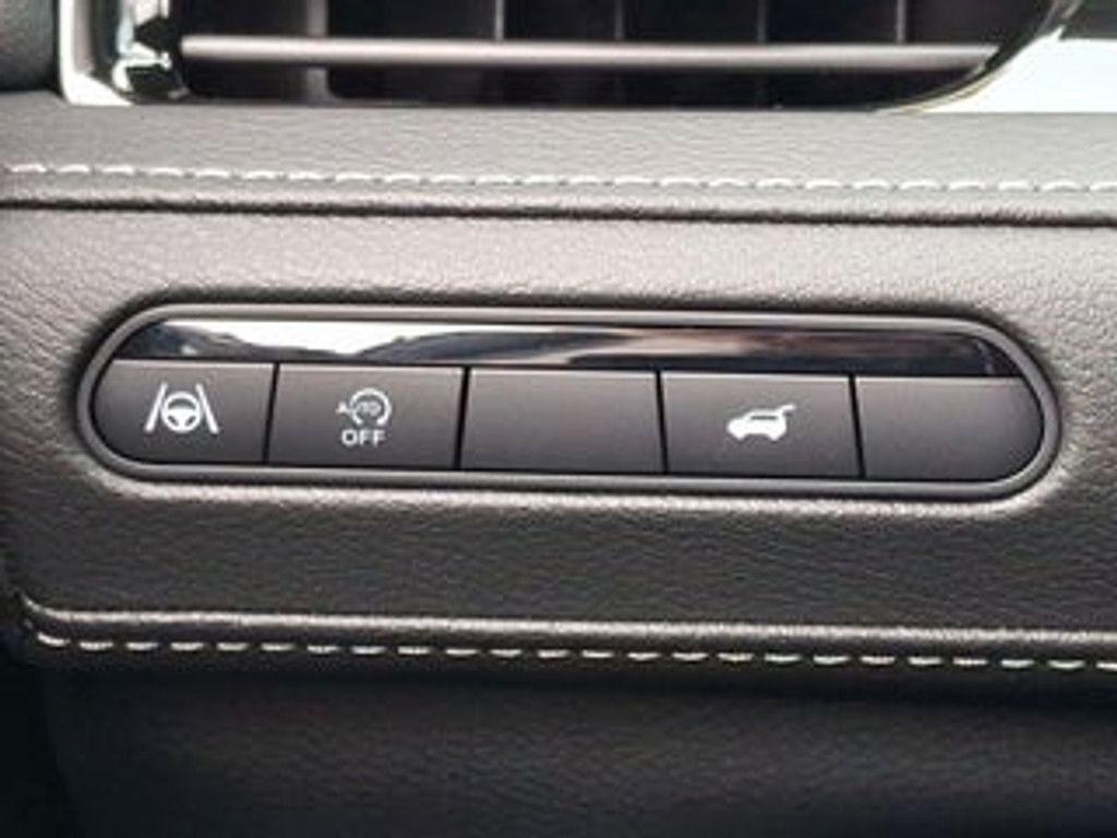 2027 Infiniti Qx80 - photo 18