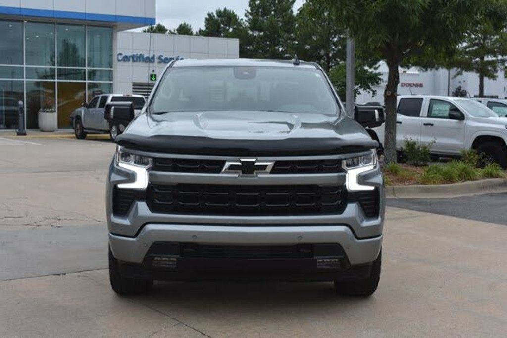 2025 Chevrolet Silverado RST