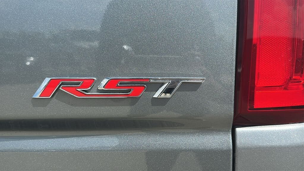 2026 CHEVROLET Silverado - photo 5