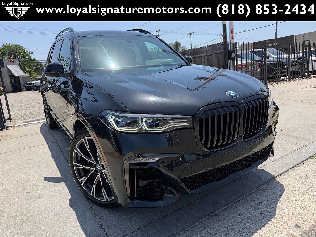 2021 BMW X7 M50I