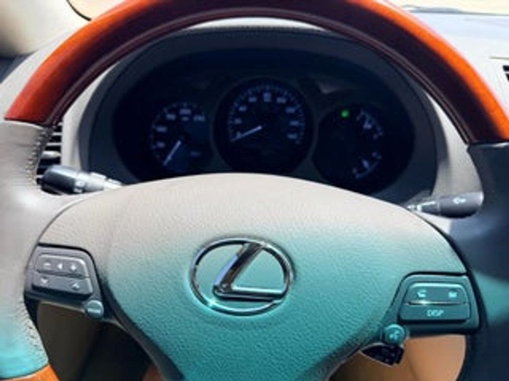 2009 LEXUS GS - photo 16