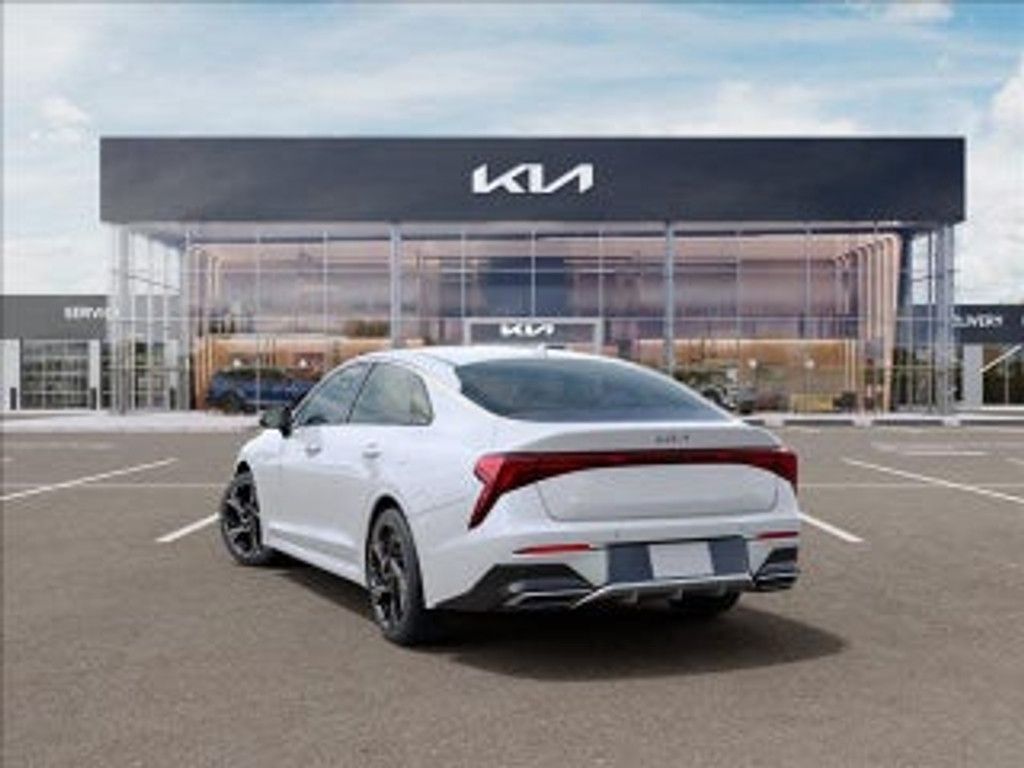 2026 KIA K5 - photo 4