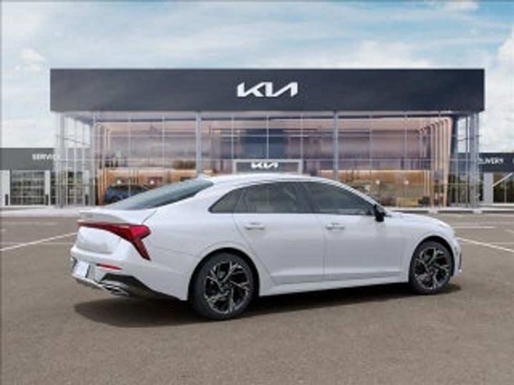 2026 KIA K5 - photo 6