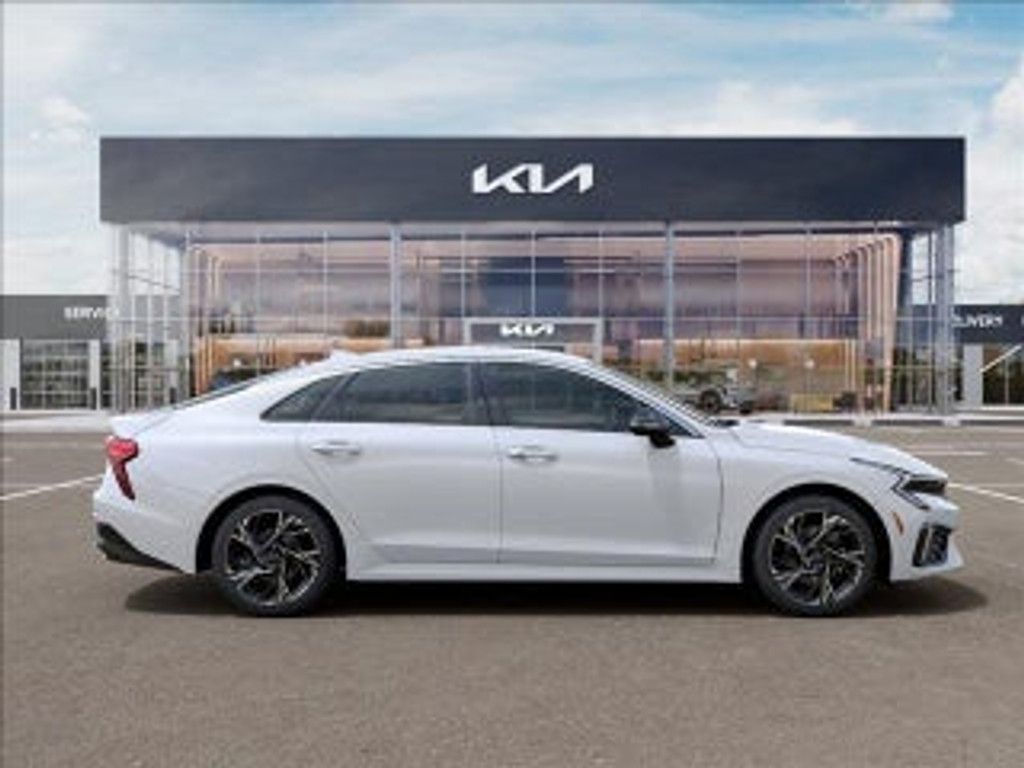 2026 KIA K5 - photo 7