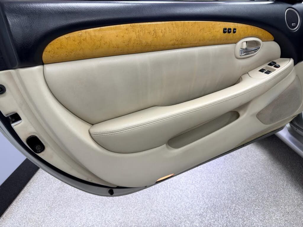 2003 LEXUS SC - photo 20
