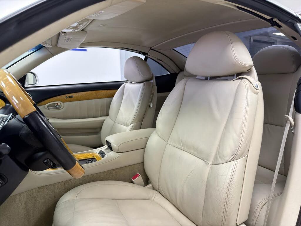 2003 LEXUS SC - photo 17