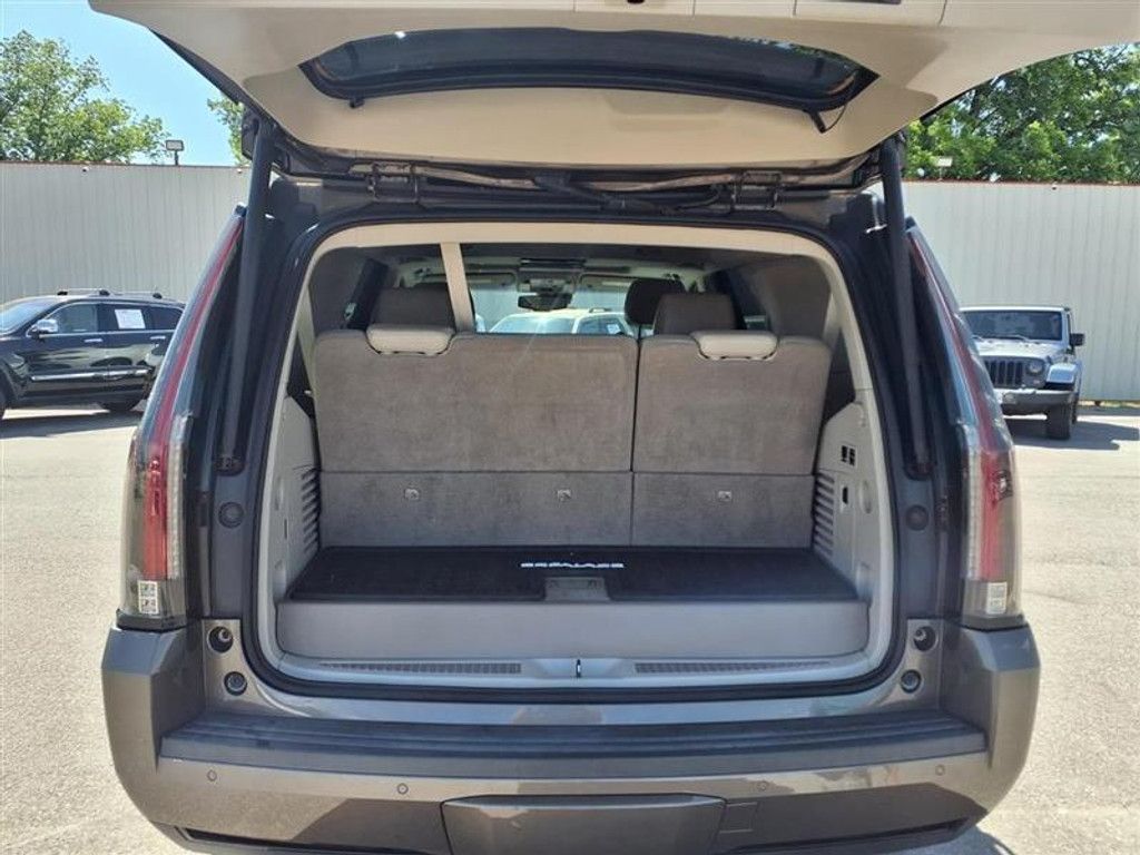 2016 CADILLAC Escalade - photo 22