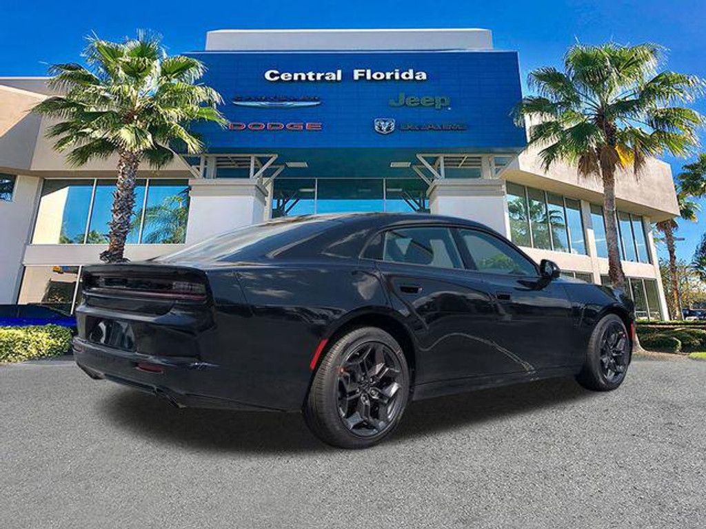 2026 DODGE Charger - photo 5