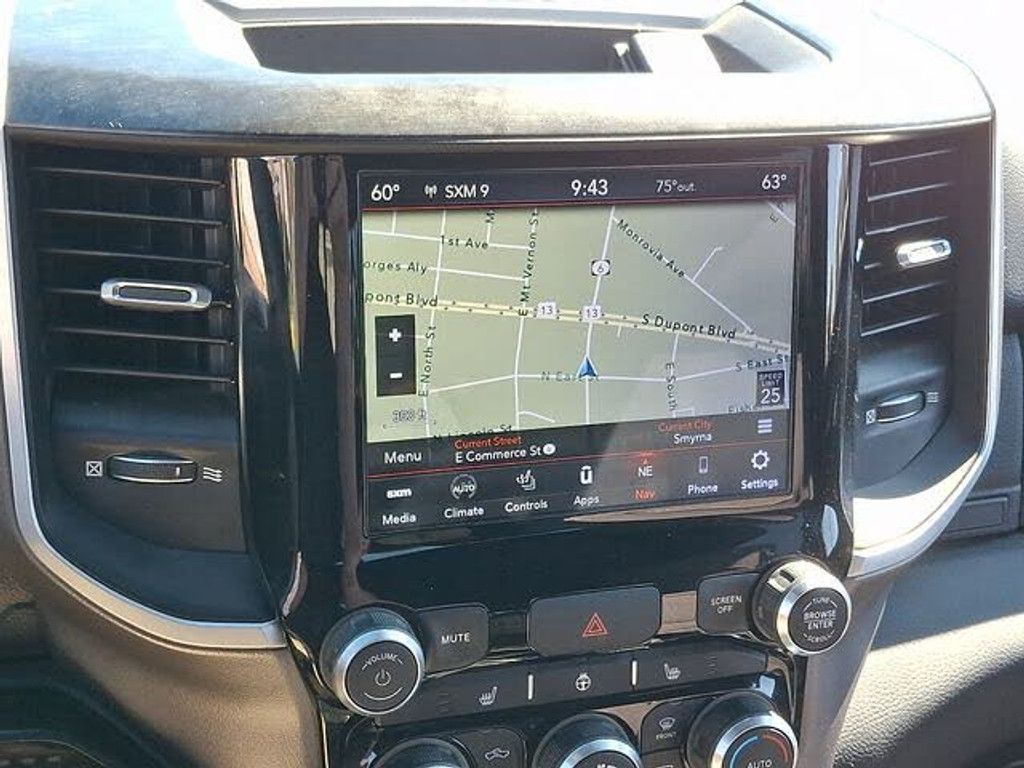 2021 RAM 1500 - photo 17