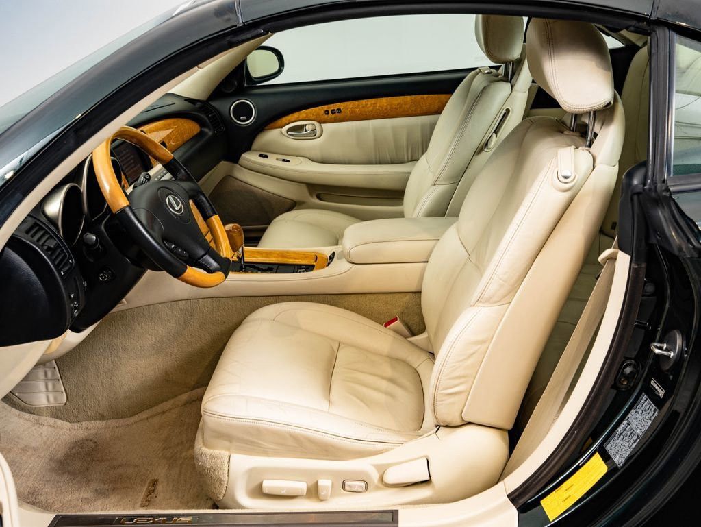 2004 LEXUS SC - photo 38