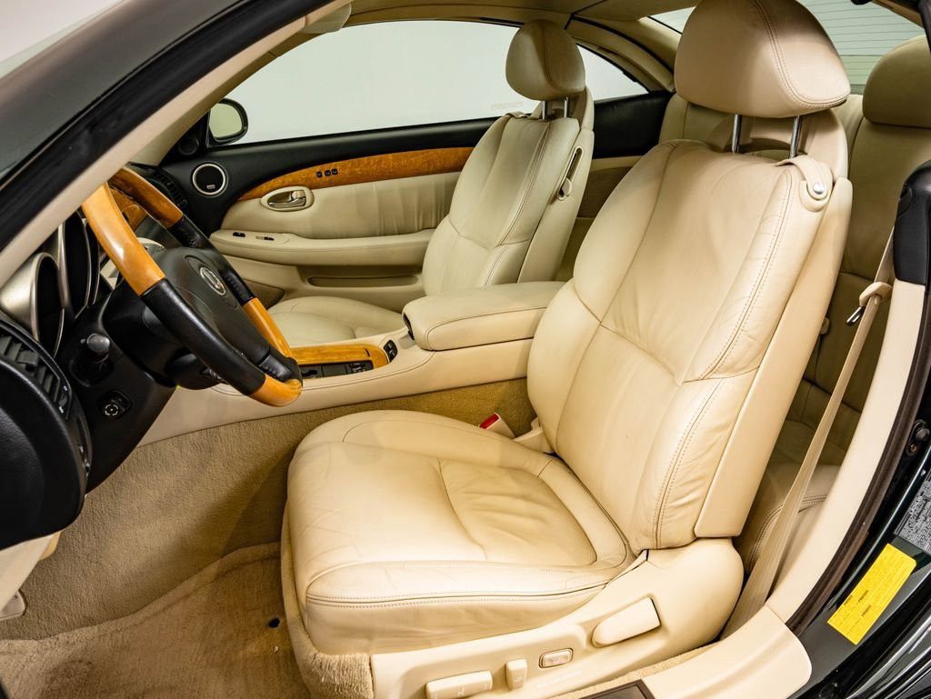 2004 LEXUS SC - photo 39