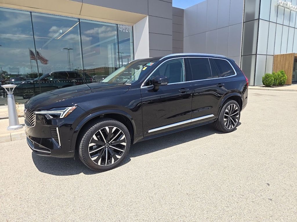 2026 Volvo XC90 Ultra Bright