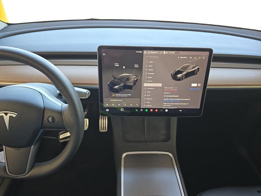 2023 TESLA Model Y - photo 6