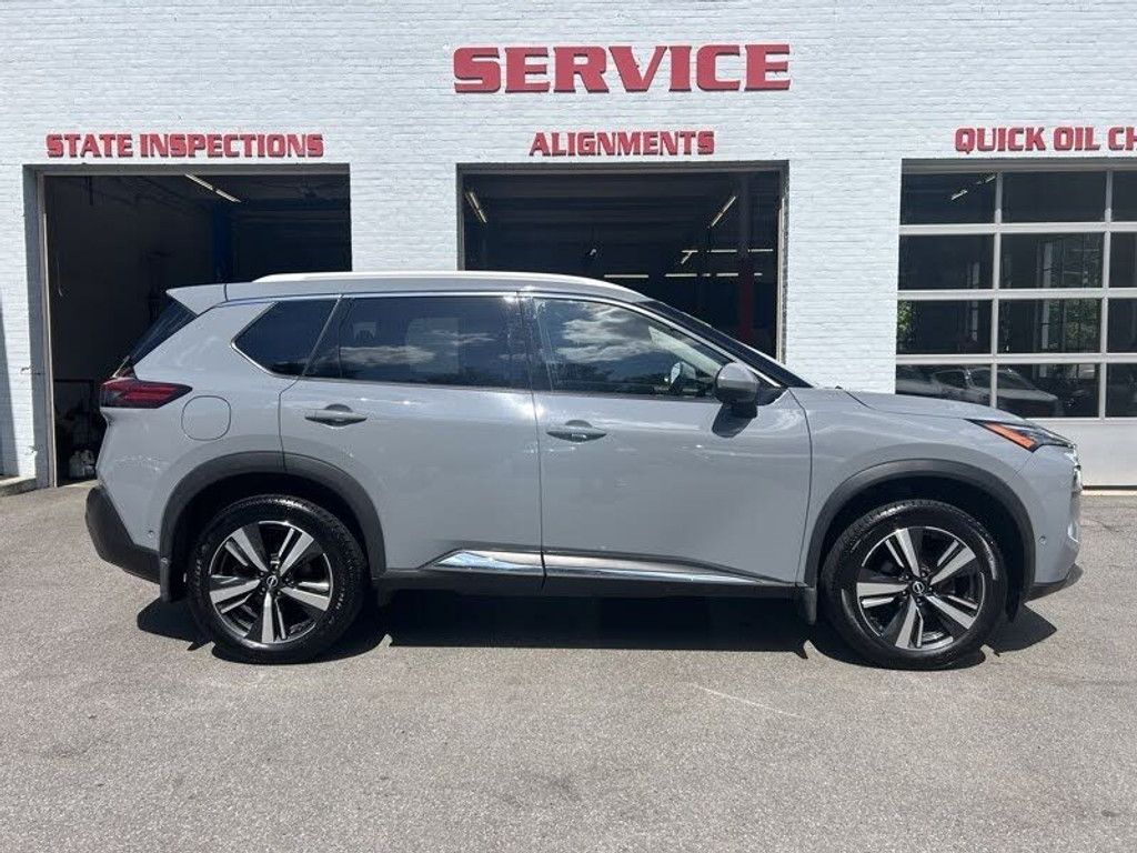 2023 Nissan Rogue SL