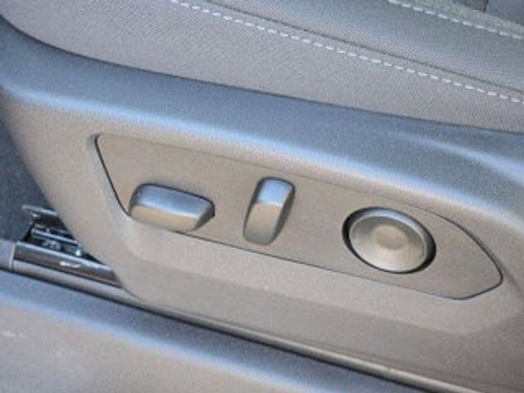 2026 LEXUS RX - photo 23