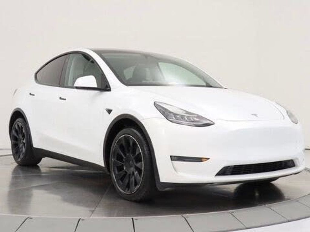 2023 TESLA Model Y - photo 7